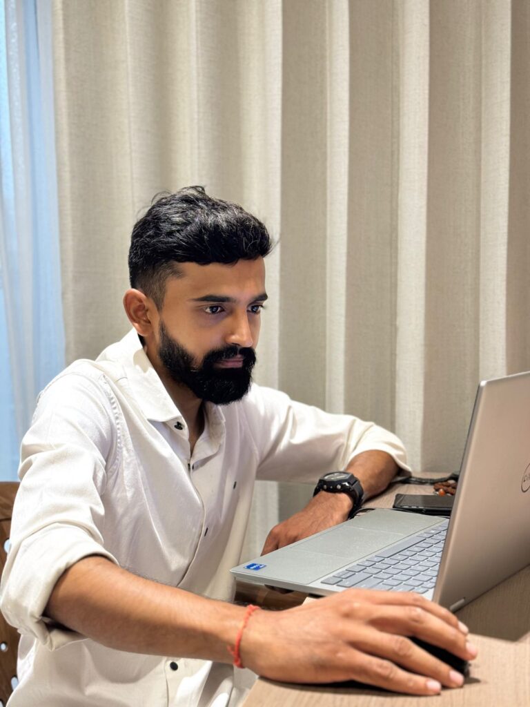 Raj Vaja Digital Marketer In Ahmedabad - RV360MS